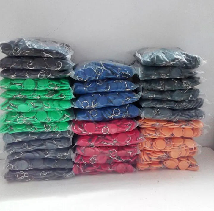 10 pieces EM4305 T5577 Duplicator Badge Copy 125khz RFID Tag llavero Porta Chave Card Key Fob Token Ring Proximity